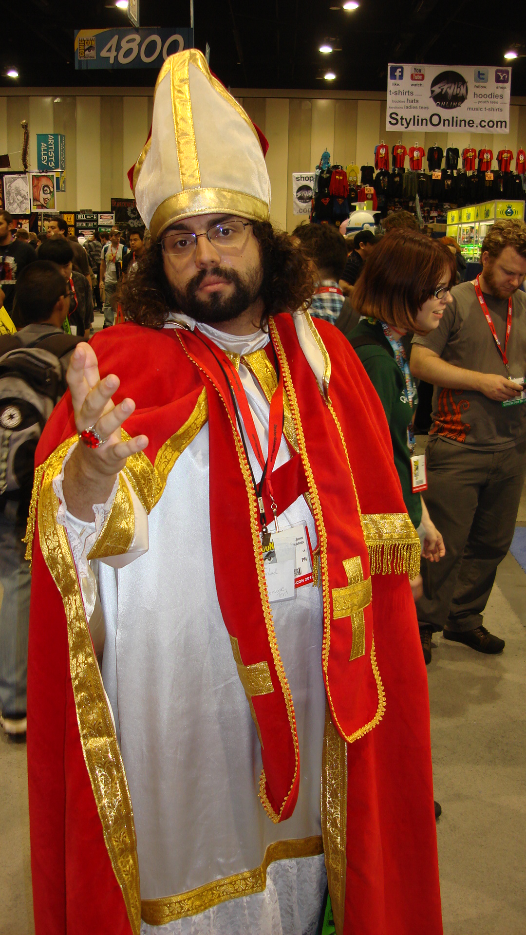 https://www.entertainmentfuse.com/images/PAC - Comic Con - The Pope.JPG
